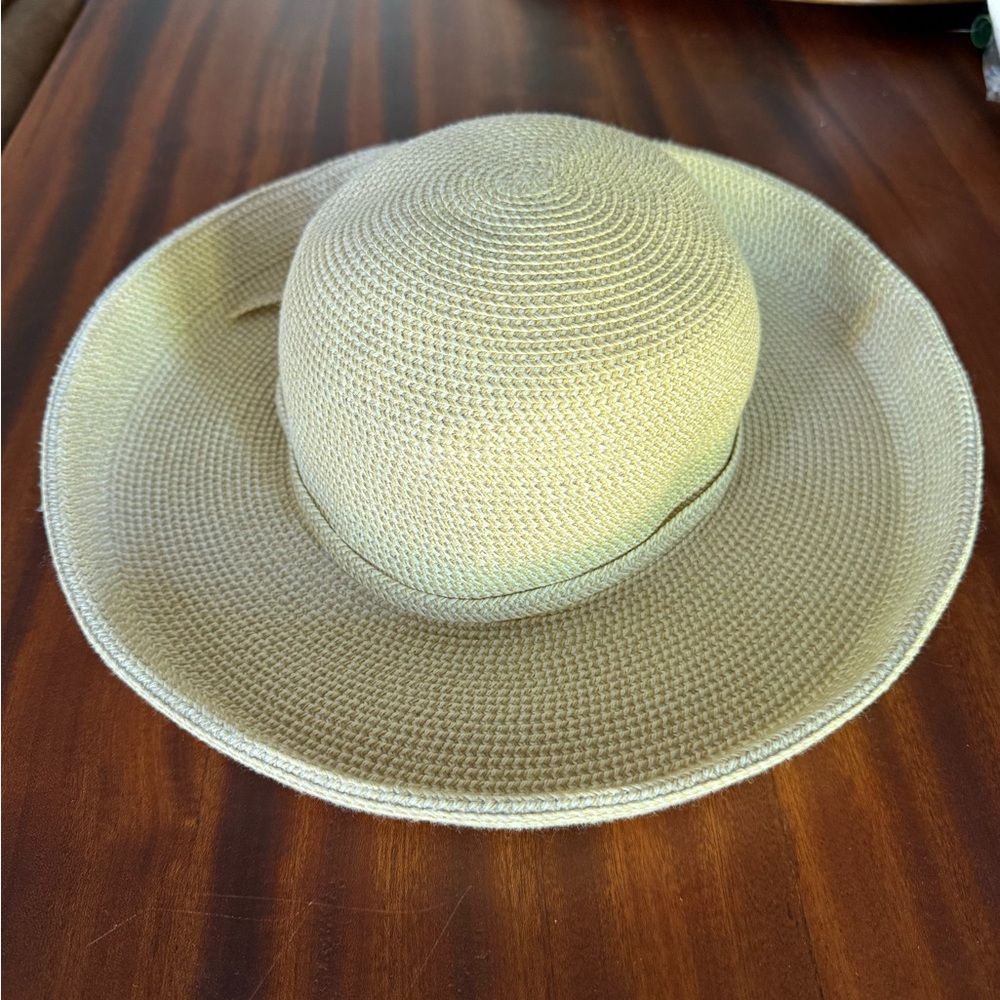 Chic Beige Sun Hat for Women